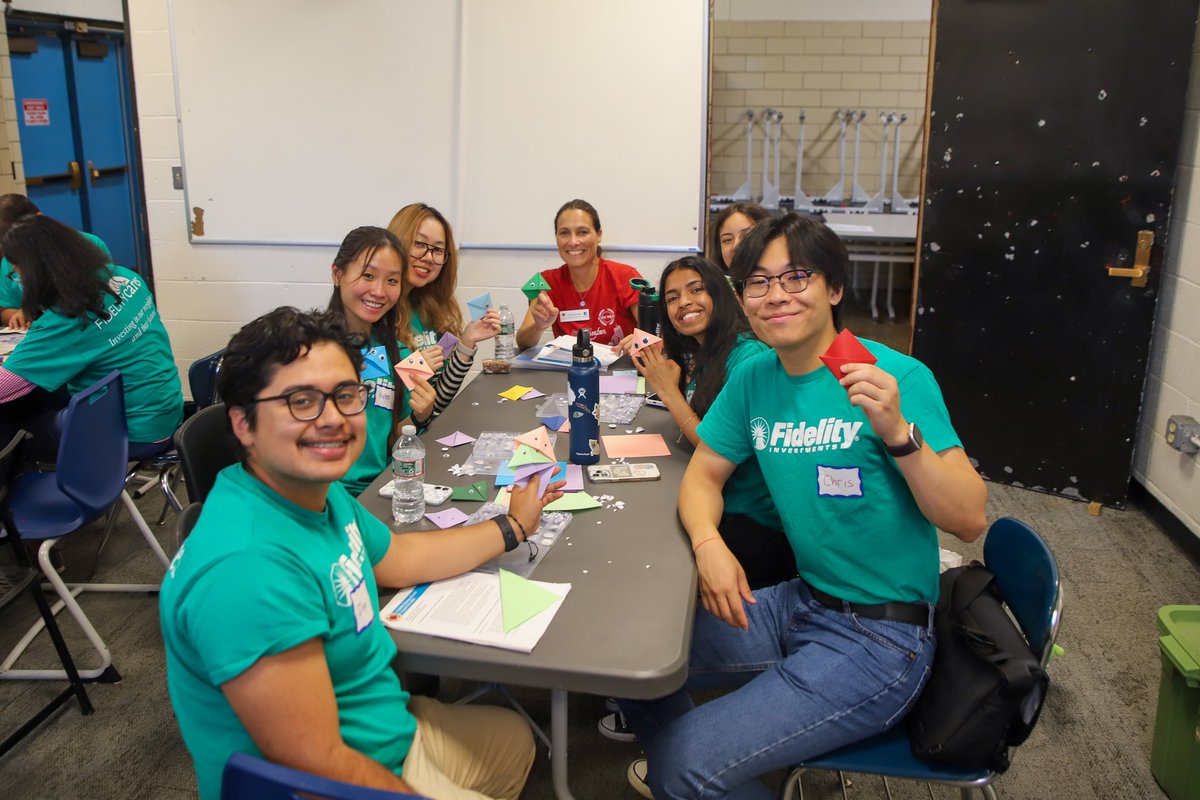 Painting the town Tech Boston red! Thanks to the help of over 200 volunteers from Fidelity Investments, we were able to:
🎨 Finish repainting the high school
🖌 Refresh the entire middle school
🚪Repaint all basement doors
🔨 Build new picnic tables
 
#cityyear #americorps