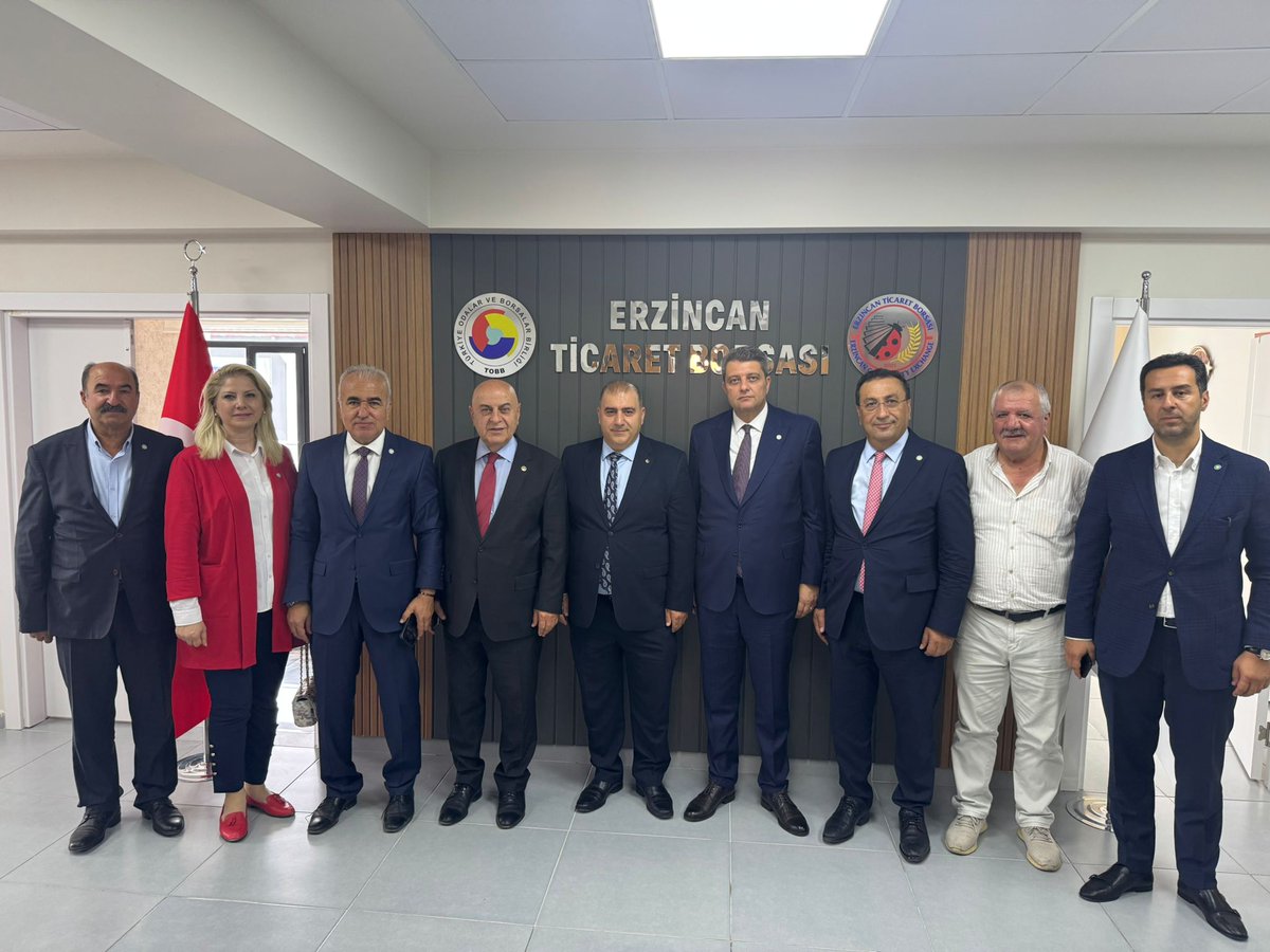 İYİ Parti Genel Başkan Yard. ve İstanbul Mv. Cihan Paçacı, Genel Başkan Yard. ve İstanbul Mv. Ersin Beyaz, Genel İdare Kur. Üyesi Orkun Kanber, Genel Başkan Başdanışmanı İsmail Yücel, İl Başkanı Ümit Özker ve beraberindeki heyet, Başkanımız Nadir Akar’ı makamında ziyaret etti.