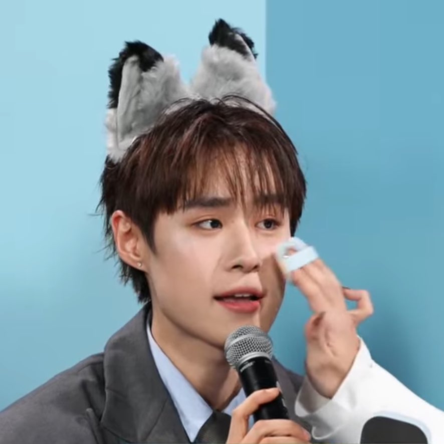 ผมเลว นัtแป๋วดี
ผมเลว นัtเหมียวดี
ผมเลว นัtสวยดี