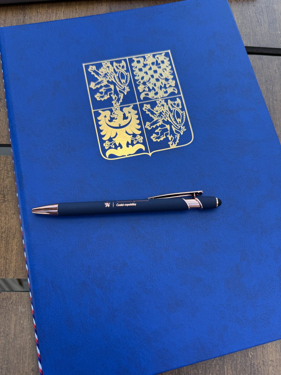 Deal za 748 704 546 Kč a 358,468 BTC done! ✅

Dnes jsme uzavřeli dohodu s Ministerstvem spravedlnosti v čele s <a href="/eva_decroix/">Eva DECROIX</a>. Měsíce poměrně tvrdých vyjednávání, X verzí možných scénářů a dohod... Tu finální jsme podepsali dnes. ✍️

Byť to nebyla ta největší kauza, co jsme