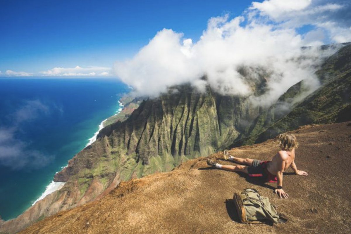 Sights_Stories's tweet photo. 🌺 Heading to Hawaii? Pack smart with essentials like reef-safe sunscreen, quick-dry gear, and a waterproof phone case. Embrace the adventure! 🏄‍♂️ #HawaiiPackingList #TravelTips https://t.co/vjMUmud3re