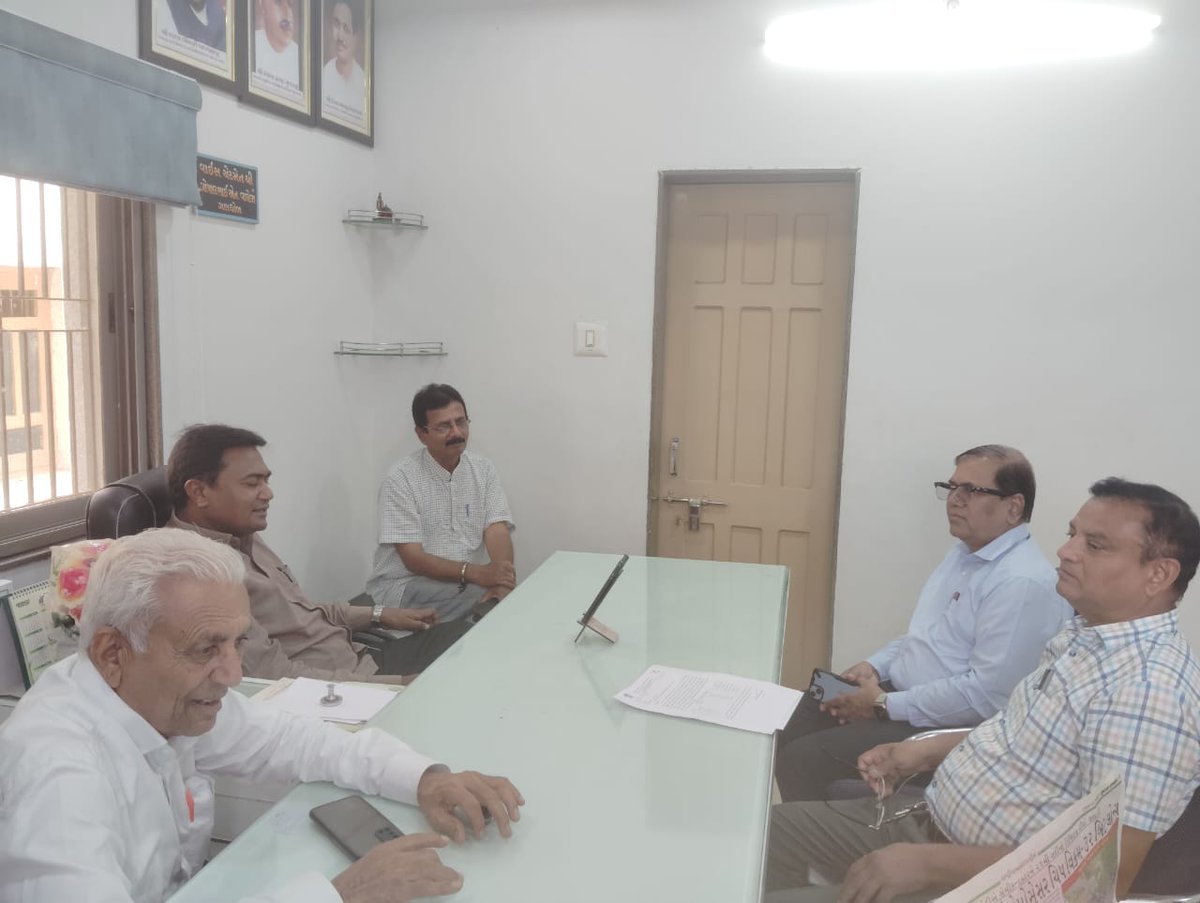 TALUKA HEALTH OFFICE PALITANA tweet media