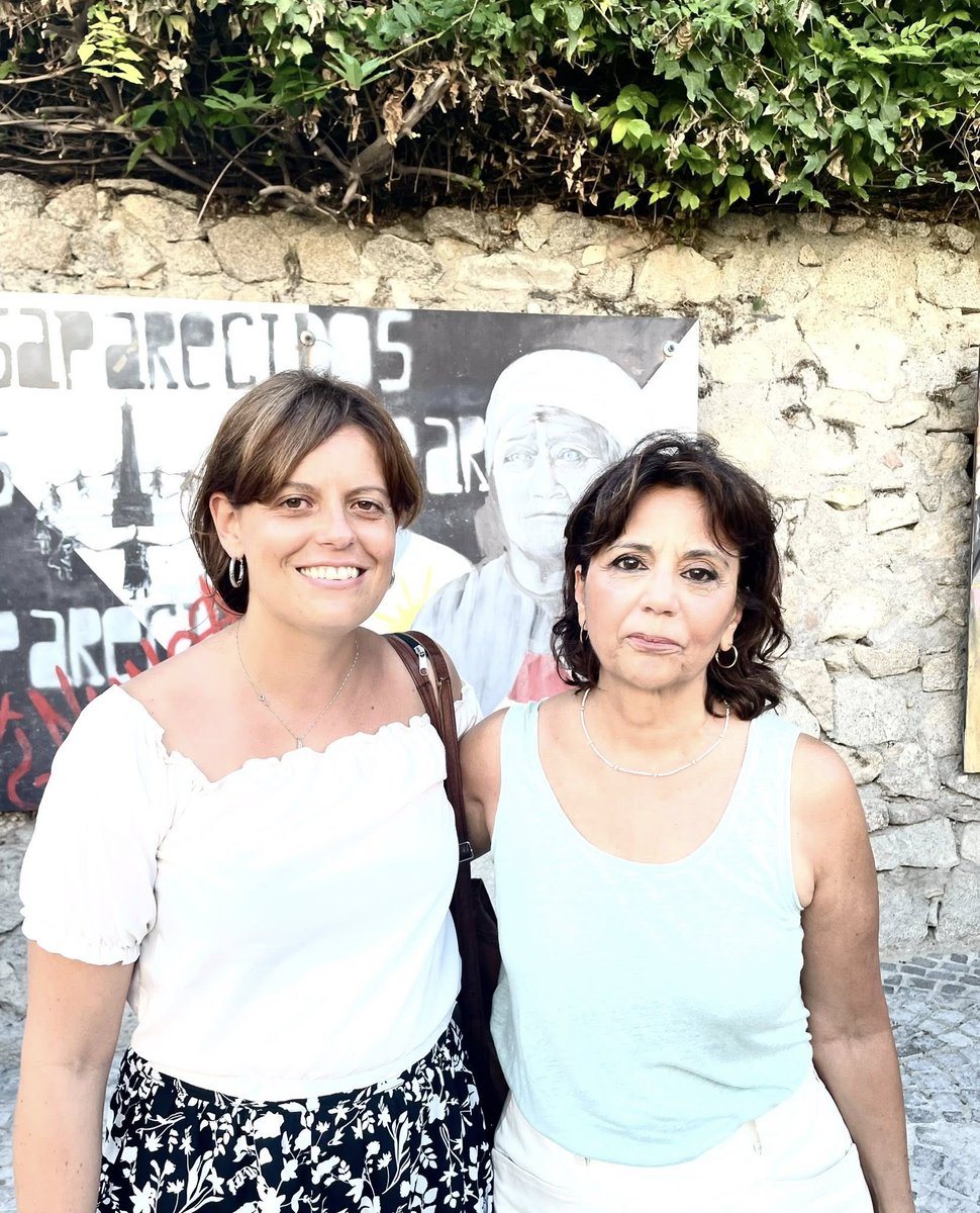Solidarietà alla Professoressa Donatella #DiCesare.

I postfascisti la attaccano in modo pretestuoso — e quanto si rendono ridicoli, visti i tanti scheletri neri che nemmeno troppo velatamente custodiscono nell’armadio!

Il loro metodo (ne so qualcosa) è ben collaudato: becere