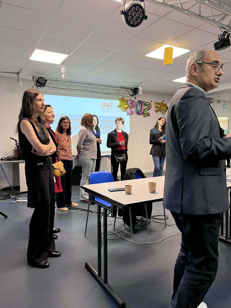 de Montaigne Alexandra tweet media