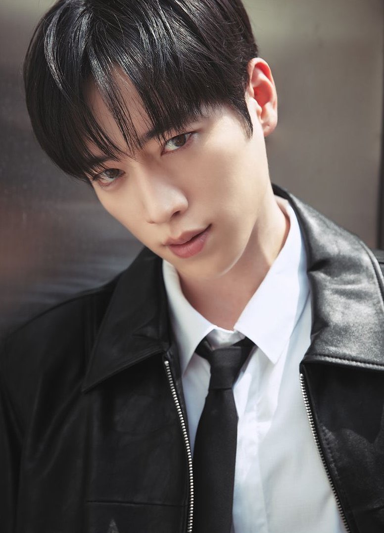이얼굴 안쓰고 뭐할건데 서강준 본업해