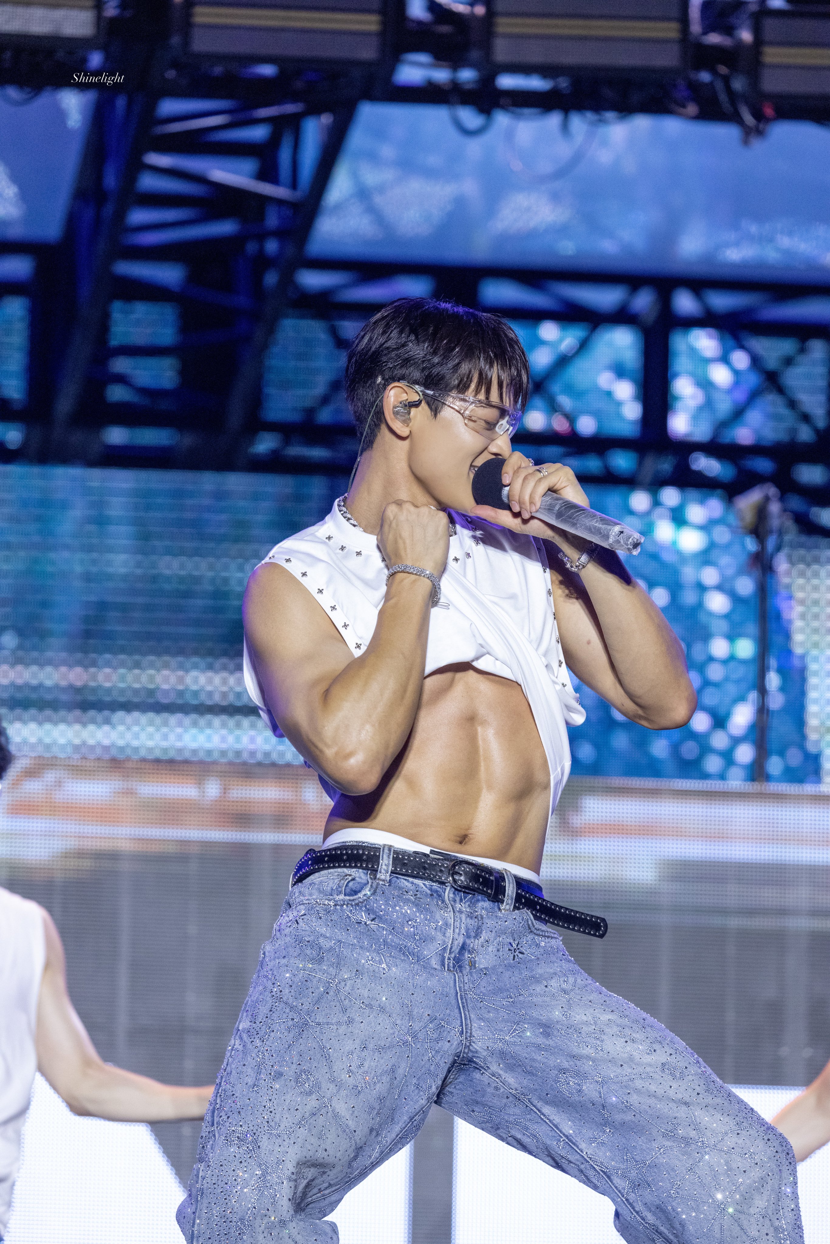 MEAN: on sight　ジップアップフーディ　SHINee　ミノ　ラスト MEAN: on sight ジップアップフーディ SHINee ミノ ラスト madmows on X: