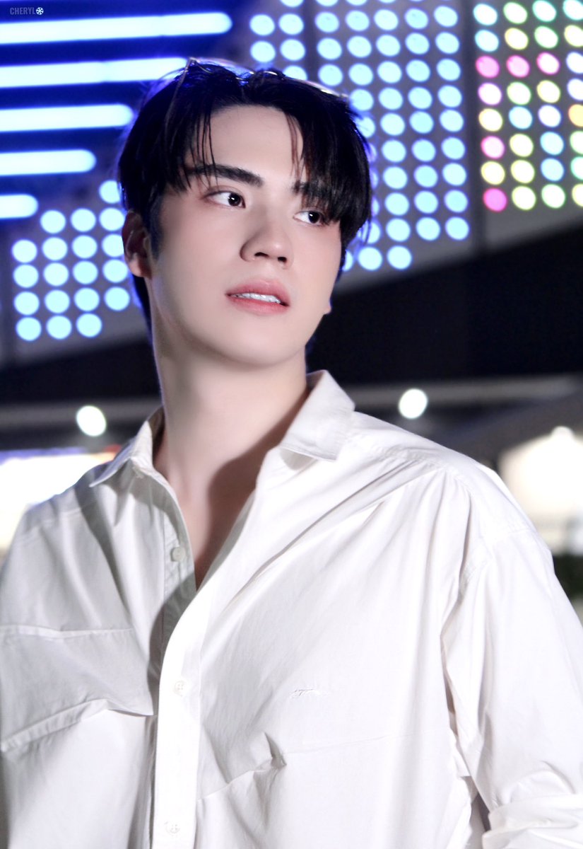 𝙇𝙤𝙫𝙞𝙣𝙜 𝙮𝙤𝙪 𝙢𝙖𝙠𝙚𝙨 𝙚𝙫𝙚𝙣 𝙩𝙝𝙚 𝙢𝙤𝙨𝙩 𝙤𝙧𝙙𝙞𝙣𝙖𝙧𝙮 𝙙𝙖𝙮𝙨 𝙛𝙚𝙚𝙡 𝙡𝙞𝙠𝙚 𝙖 𝙨𝙬𝙚𝙚𝙩 𝙖𝙣𝙙 𝙗𝙚𝙖𝙪𝙩𝙞𝙛𝙪𝙡 𝙙𝙧𝙚𝙖𝙢🌙✨💕

#TEeThanapon #ตี๋ธนพล💛