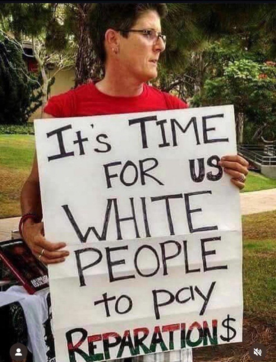 ROCKONOHIO77's tweet photo. You know what? She can go to hell in a handbag. I'm not paying a God damn cent for reparation😡 https://t.co/P77EHT7esB
