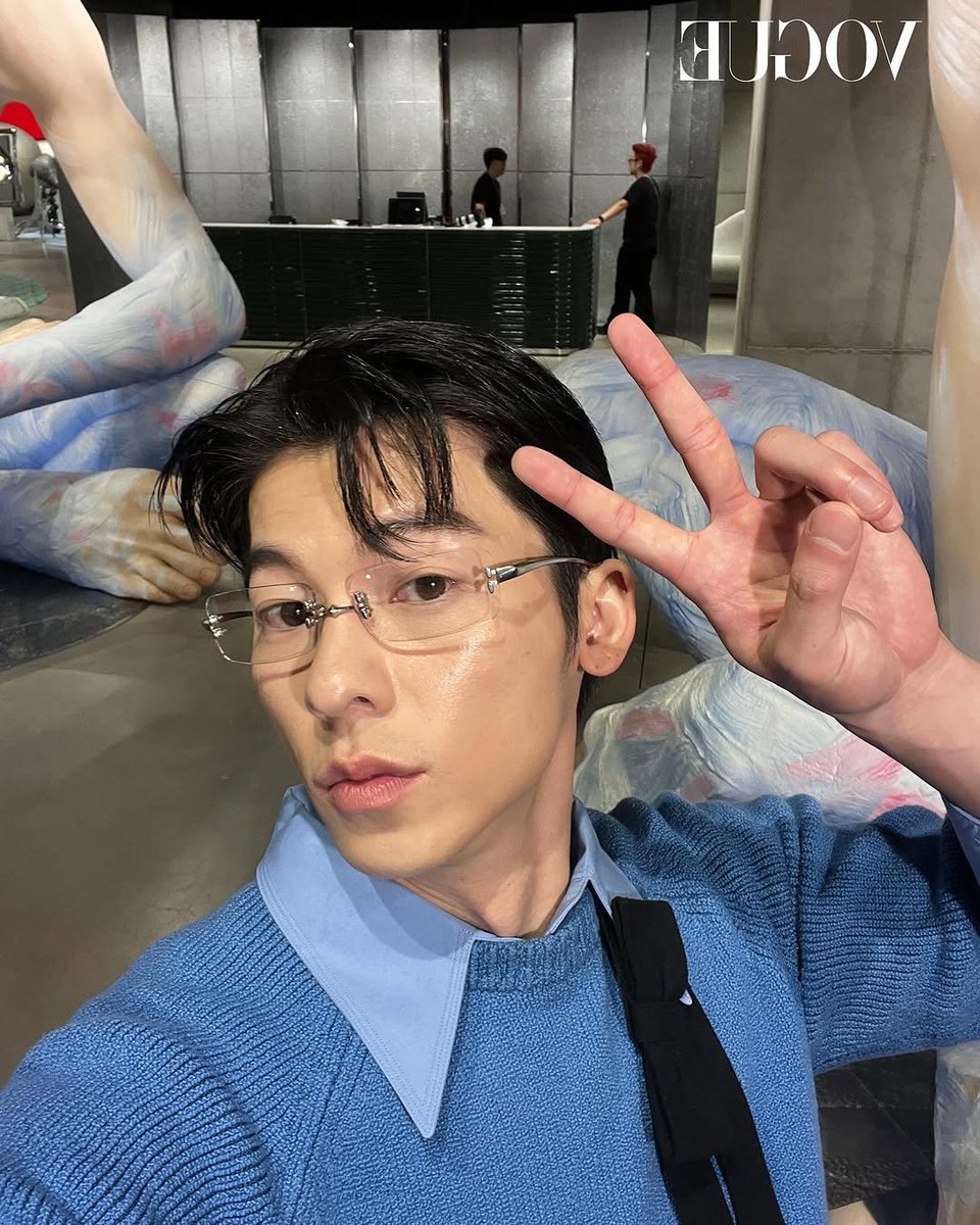 250903 허광한 하우스 노웨어 (HAUS NOWHERE) 서울 프리 오픈 행사 👓
보그타이완 셀카 6종🤳🏻