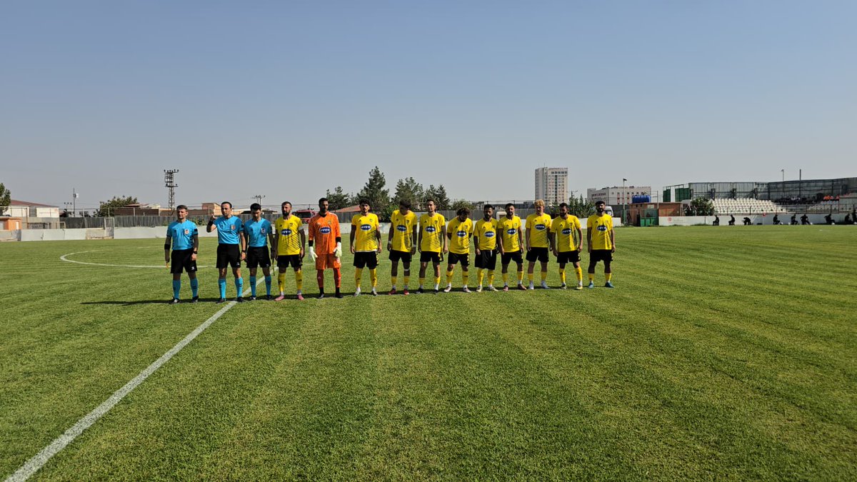 Emre GÜZELSOY (@emre_guzelsoy) on Twitter photo Bitlis Sporumuzun Diyarbekirspor kulübü ile Ziraat Türkiye Kupası karşılaşması Diyarbekirspor'un sahaya çıkmaması ile Takımımız bir üst tura yükselmiştir.
Yoğun taraftar katılımı ve takımın enerjisi sezonun şampiyonluk ile taçlandıracağının sinyalini veriyor.
<a href="/T_Bedirhanoglu/">Turan Bedirhanoğlu</a> Bitlis Sporumuzun Diyarbekirspor kulübü ile Ziraat Türkiye Kupası karşılaşması Diyarbekirspor'un sahaya çıkmaması ile Takımımız bir üst tura yükselmiştir.
Yoğun taraftar katılımı ve takımın enerjisi sezonun şampiyonluk ile taçlandıracağının sinyalini veriyor.
<a href="/T_Bedirhanoglu/">Turan Bedirhanoğlu</a>