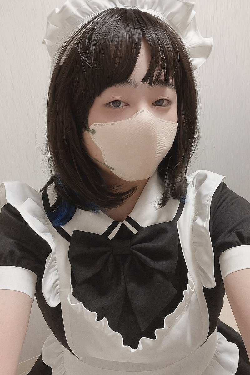 paresu_josou's tweet photo. お久しぶりです〜
メイド服久しぶりに着たから記念に写真あげ！ https://t.co/bHD4qRmeQg