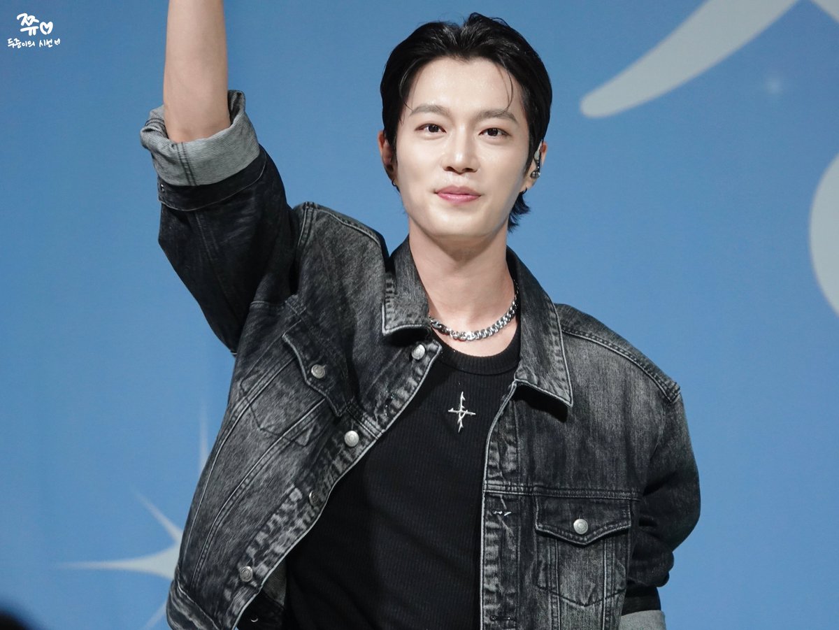 쮸 ᒡ◯ᴗ◯ᒢ (@jjyu_djdj) on Twitter photo 250903 동국대 바이오메디 축제
😶👋
#윤두준 #두준 #YOONDUJUN
#하이라이트 #HIGHLIGHT
#비스트 #BEAST 250903 동국대 바이오메디 축제
😶👋
#윤두준 #두준 #YOONDUJUN
#하이라이트 #HIGHLIGHT
#비스트 #BEAST