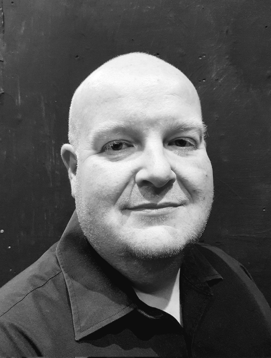 Here's Ariel, a soft-hearted robot, created by Dr Prospero. You'll be sorry now if you miss "Return to the forbidden planet" next week!

Tickets are available via knutsfordlittletheatre.com 

#Knutsford #Theatre #RTTFP #shakespeareinspace #musical #Rockandroll