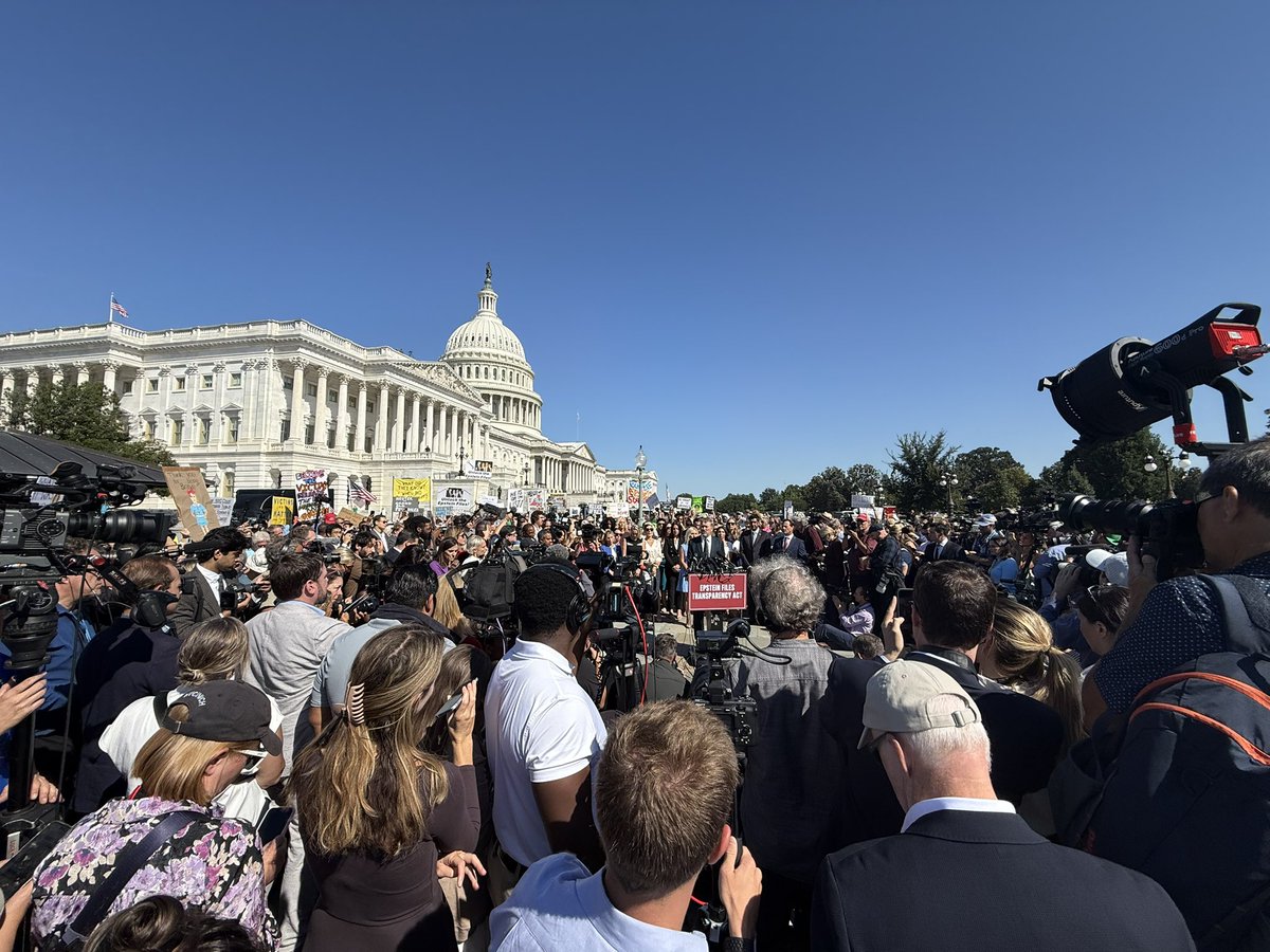 Absolutely massive crowd at the Massie/Khanna press conference with the Epstein victims: