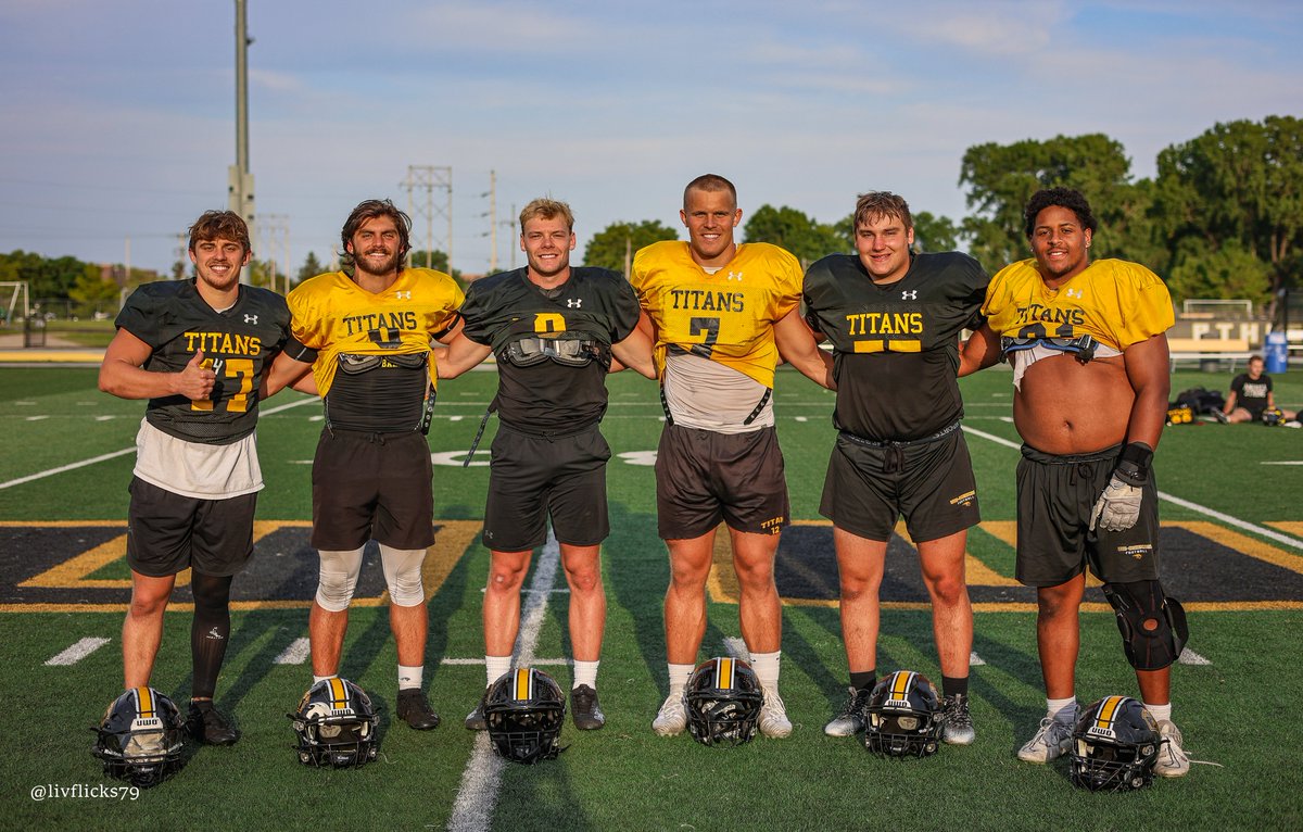 UWOFootball's tweet image. Your 2025 𝗧𝗶𝘁𝗮𝗻 𝗖𝗮𝗽𝘁𝗮𝗶𝗻𝘀 ⚡️

Proud to announce these leaders chosen by their teammates to guide us this Fall:

Ben Wellhoefer · Jon Mathieu · Kyle Dietzen · Clayton Schwalbe · Casey Webber · Josiah Nathaniel

#NOW | #GoldStandard