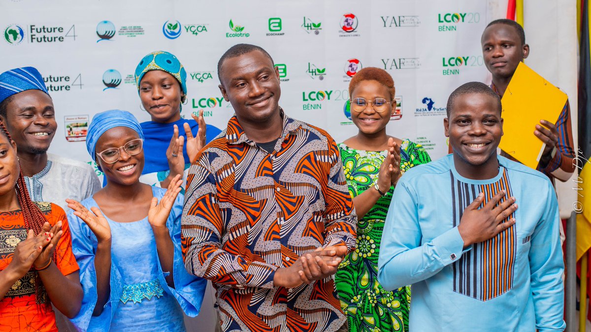 lcoybenin's tweet photo. Un immense merci aux membres du comité d’organisation, aux intervenants, aux bénévoles, et à chaque jeune qui a fait vivre cette aventure. Merci au comité d’organisation qui, depuis des mois, a travaillé sans relâche pour faire de la #LCOY20Benin une réussite.
#YouthClimateAction https://t.co/0HSo5fimT0