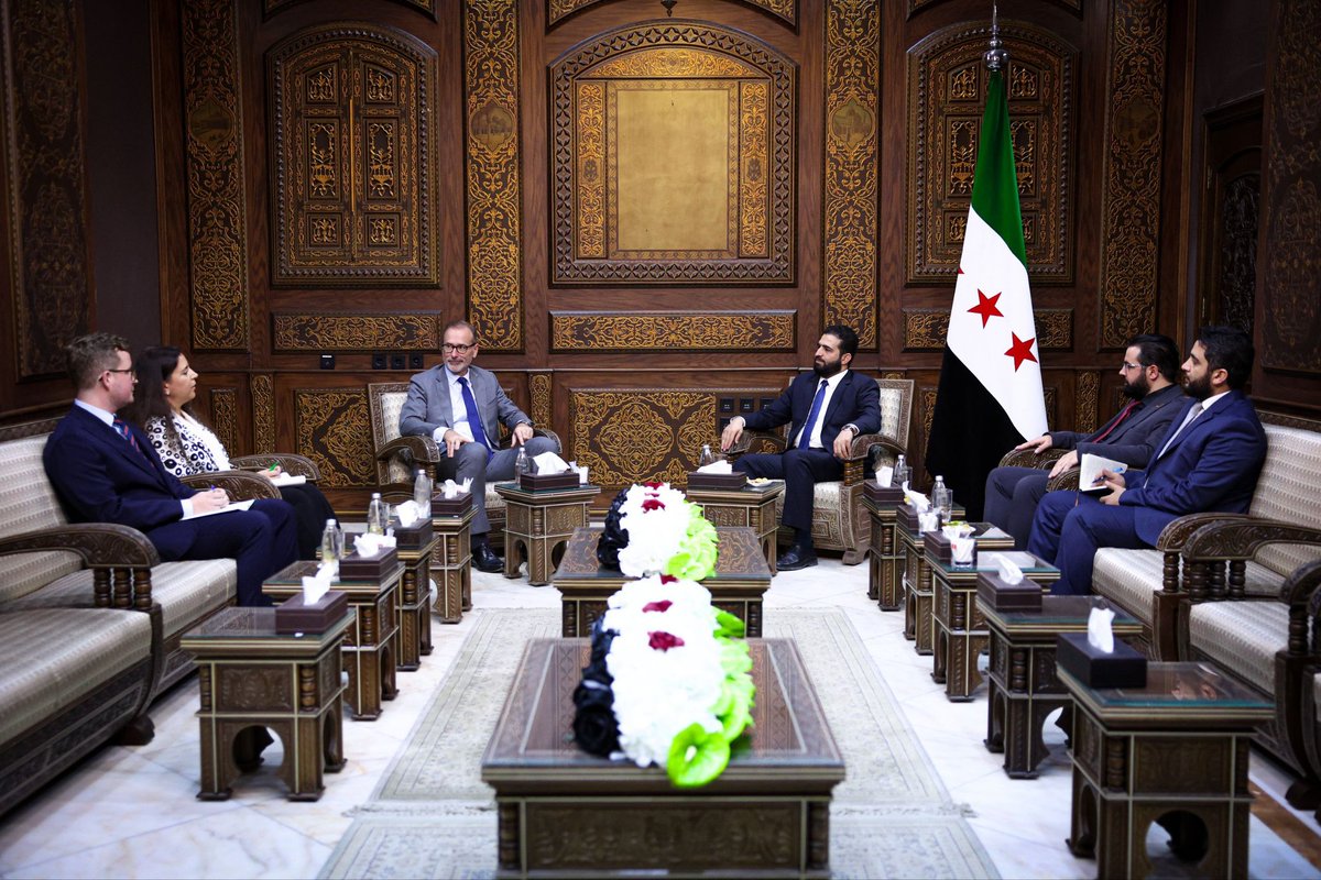 استقبل وزير الداخلية السيد أنس خطاب، وفداً من السفارة الألمانية في سوريا، برئاسة القائم بأعمال السفارة السيد كليمنس هاخ.