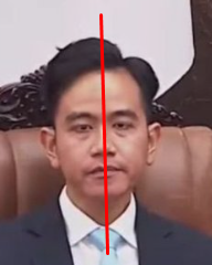 source101comedy's tweet photo. @kompascom Joker mukanya lebih simetris ketimbang orang ini.

Baru kali ini gw lihat orang mukanya sebalah kanan dan sebelah kiri beda https://t.co/UhuK3HCFbz