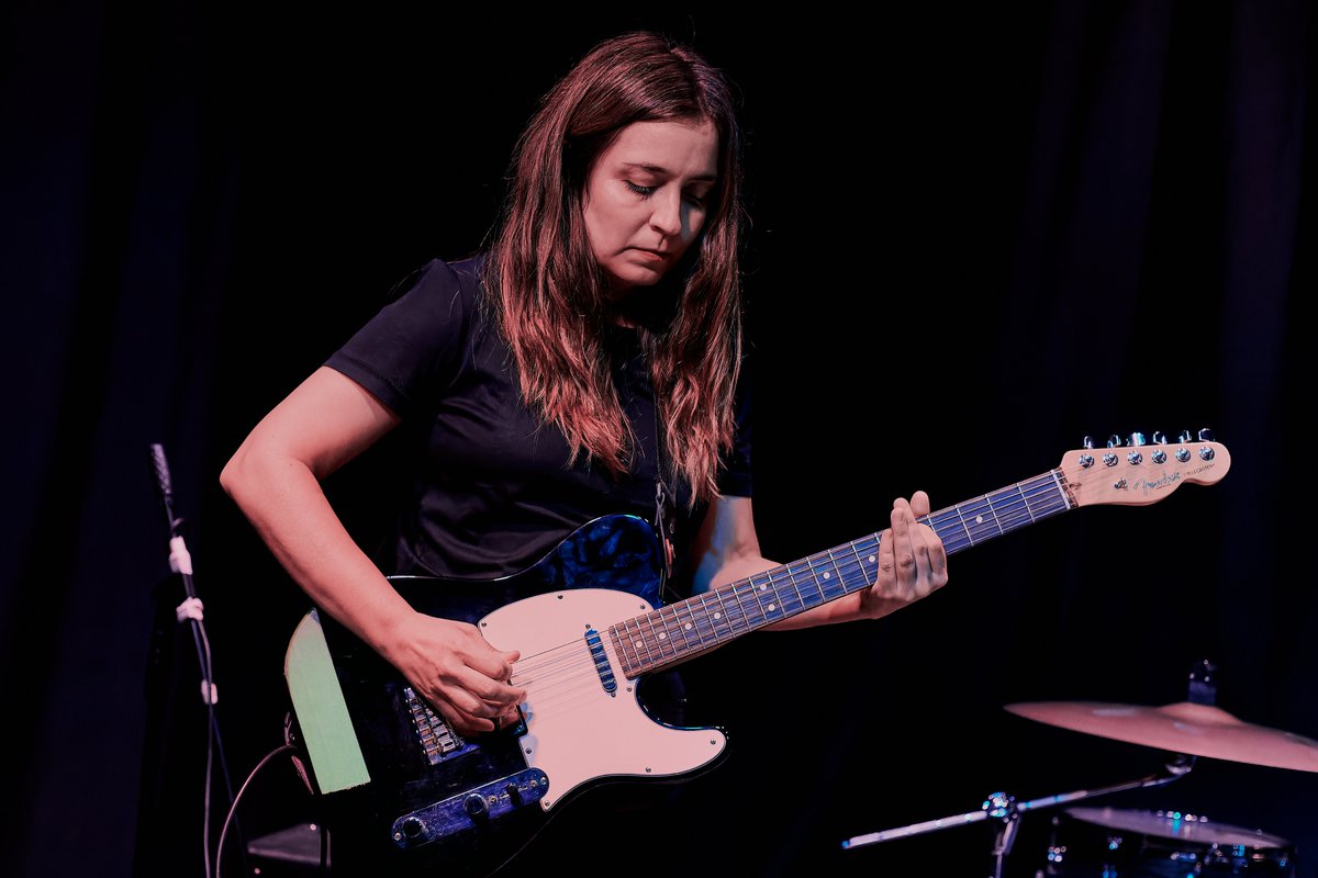 <a href="/SantiagoCorazon/">Santi Motorizado</a> <a href="/bestiabebe/">Bestia Bebé</a> <a href="/ninasuarez_/">Nina Suárez</a> <a href="/TigreUlli/">Tigre Ulli</a> <a href="/javipunga/">javi punga</a> <a href="/sunlidbanda/">Sunlid</a> 🔴 El 13 de septiembre Rojo Venecia llega por primera vez a La Plata 

La cita es en Blondie Cultural junto a Miguel Ward y Minimor 💫