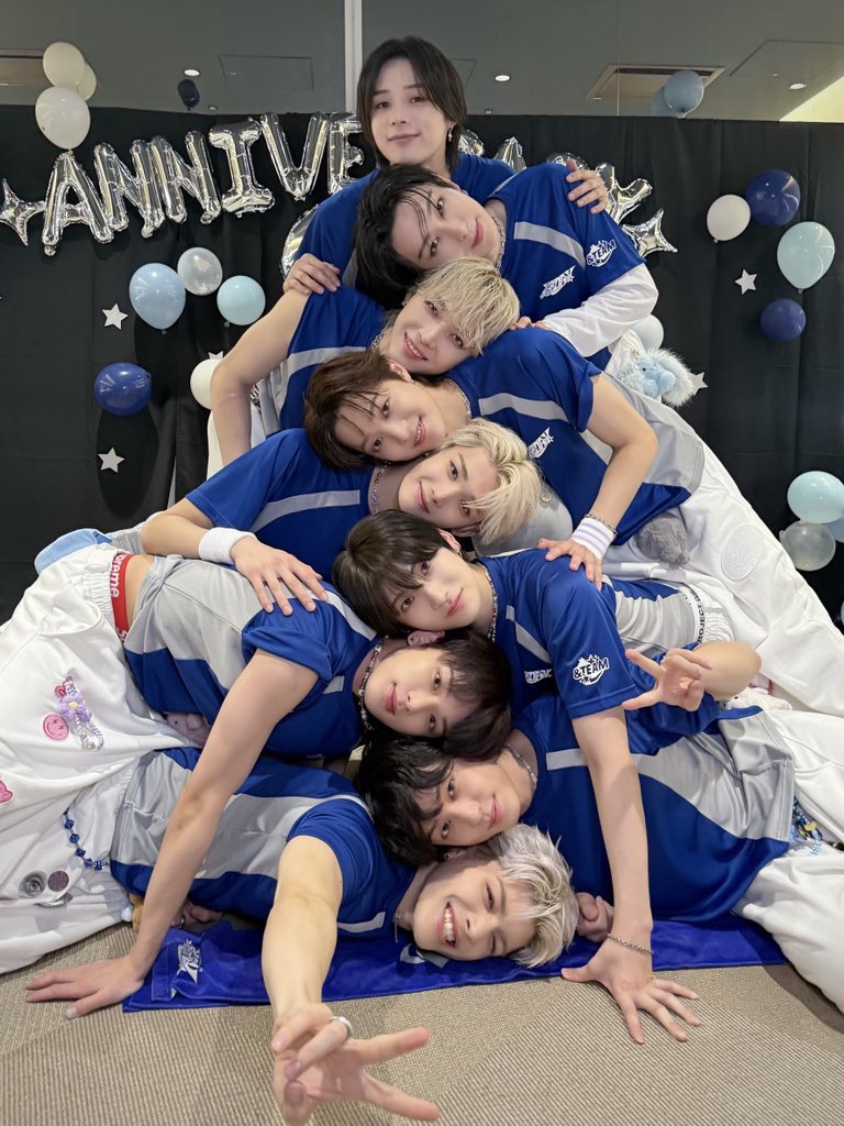 imcrying______'s tweet photo. 앤팀 탕후루😭 https://t.co/Ic8IJupqdd