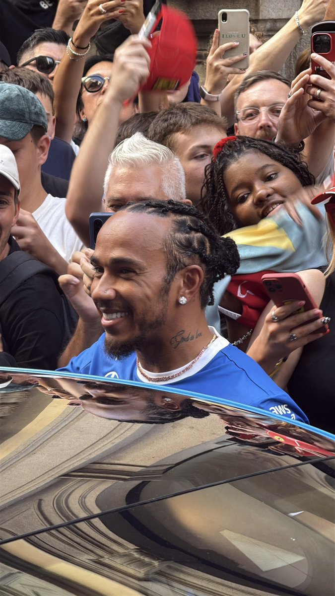 fiagirly's tweet image. Lewissss!! 😍