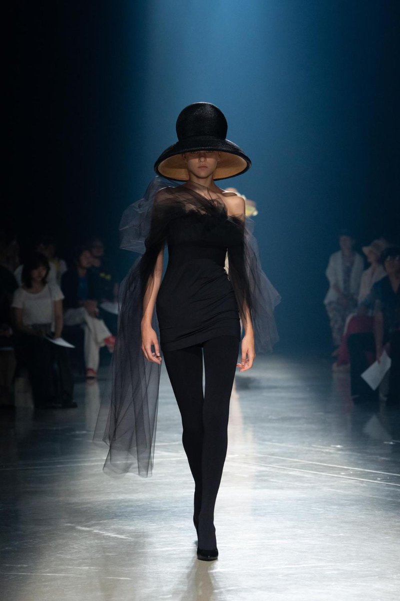 FASHIONSNAP on X: 