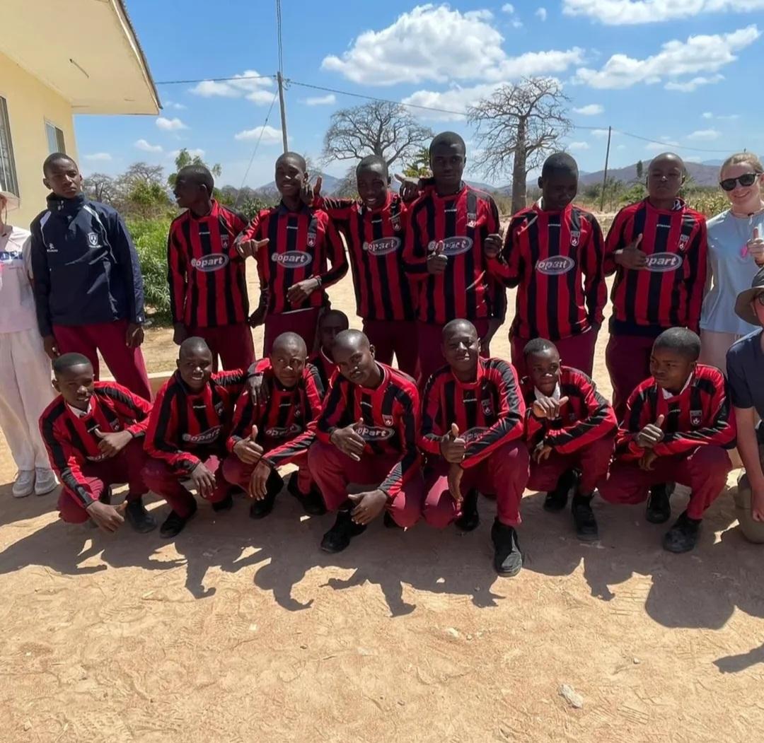 We’re delighted to see the Copart logo has crossed the seas and is helping to make a difference to young people in Tanzania!

<a href="/Official_SUFC/">Saintfield United FC</a> (SUFC) donated playing kits, which was distributed to Chilaloma Secondary School and Nzasab Primary School #CopartCares💙