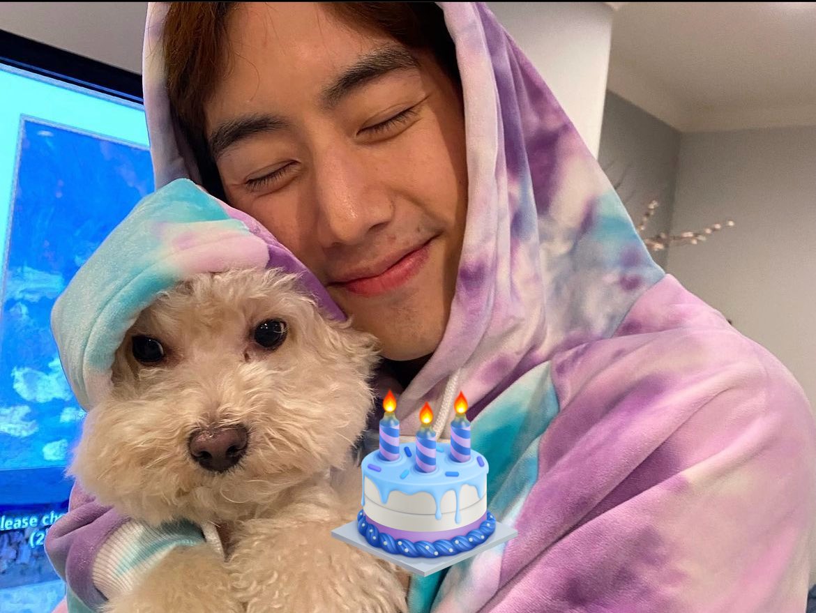 Today I wish you happiness, joy, and many more years of good health. Have a wonderful birthday!🥂🥳🎉

HAPPY BIRTHDAY MARK TUAN 
#BackInSeptemberWithMarkTuan