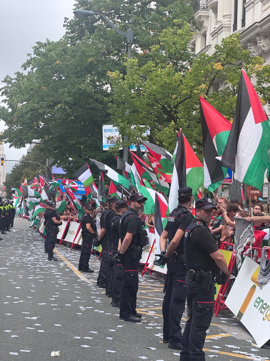 Daniel Friebe tweet media