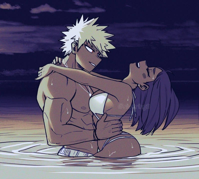 See? Told you there would be no one out here this late. Isn't just romantic being at the beach at night?