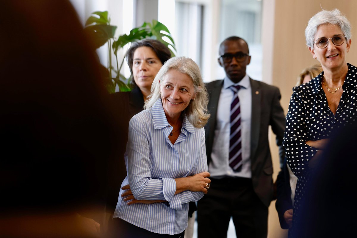 LaurentSMartin's tweet image. L’Agence pour l&apos;enseignement français à l&apos;étranger #AEFE, c’est 600 établissements, près de 400 000 élèves dont 120 000 Français.

Depuis son nouveau siège à Saint-Ouen, elle doit relever de nouveaux défis pour pérenniser son modèle économique et conjuguer rayonnement éducatif,…