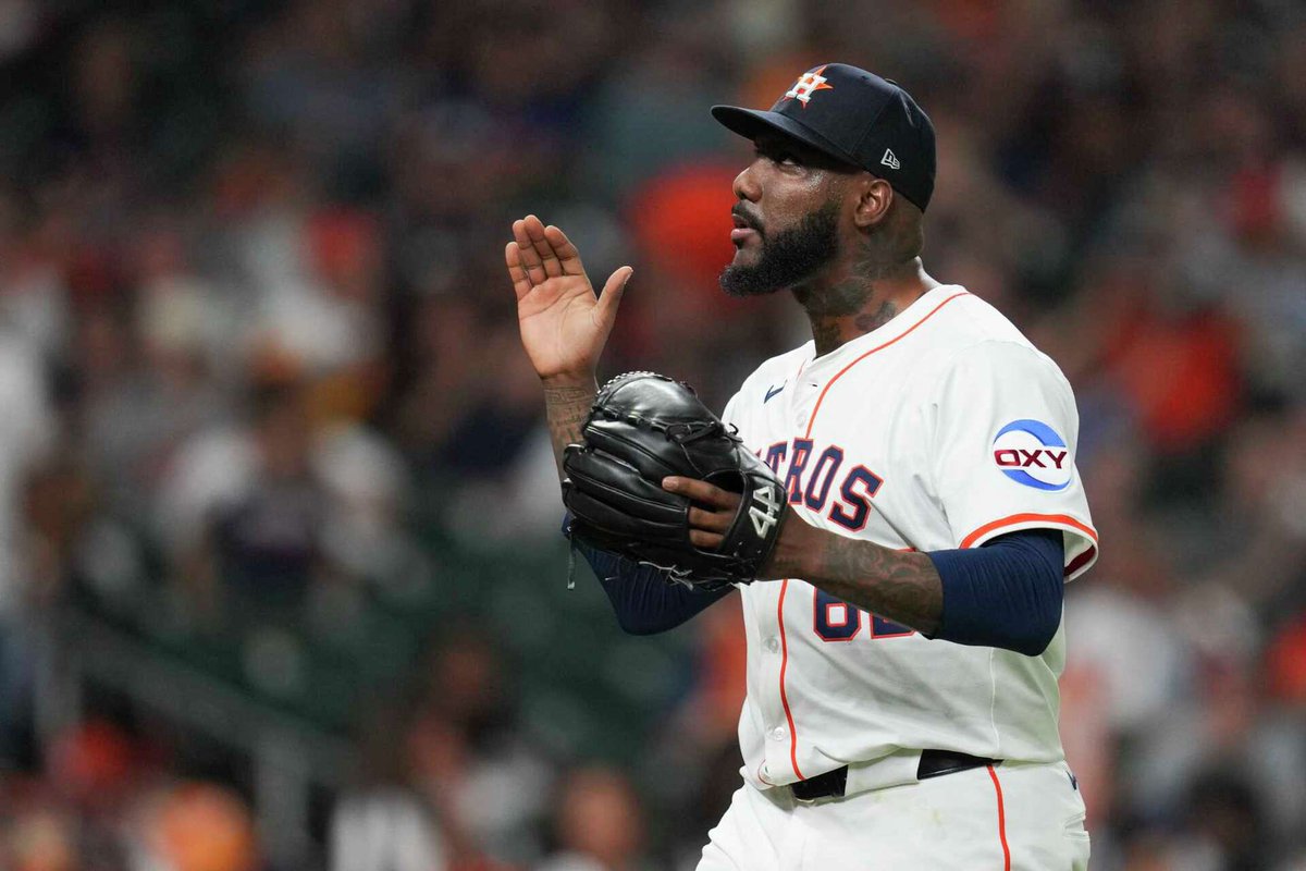 SleeperAstros's tweet photo. Enyel De Los Santos since joining the Astros:

🔥 10 appearances 
🔥 0.87 ERA
🔥 10.1 IP
🔥 10 Ks
🔥 1 BB
🔥 2-0 Record

He has been a DAWG 😤 https://t.co/hgAxgJjp4j