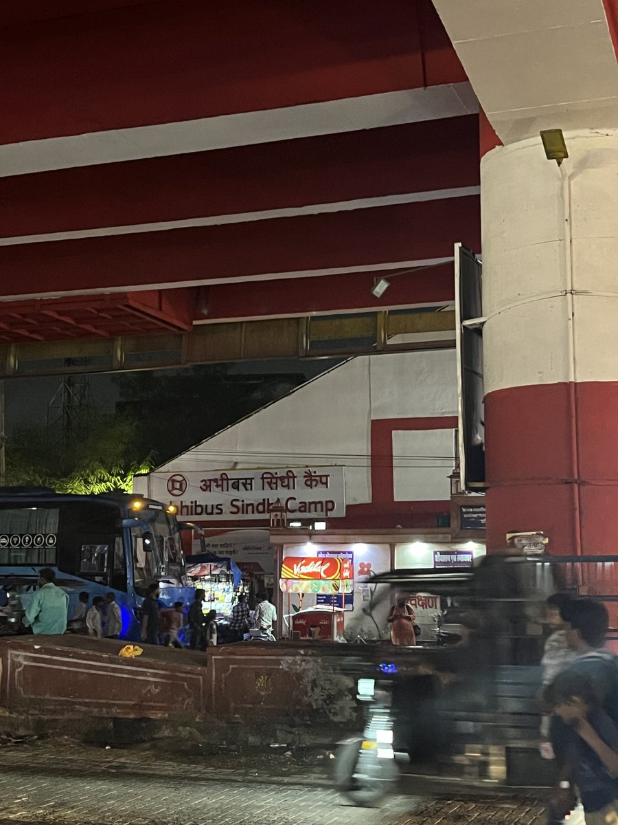 janak_jakhar's tweet photo. सफ़र आज का जयपुर पहुँच गया
#Bus_stand #jaipur https://t.co/GdI09JmDBy