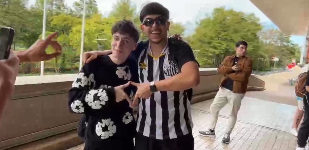 You are the best bro <a href="/PeterbotFN/">Peterbot</a> 🐸