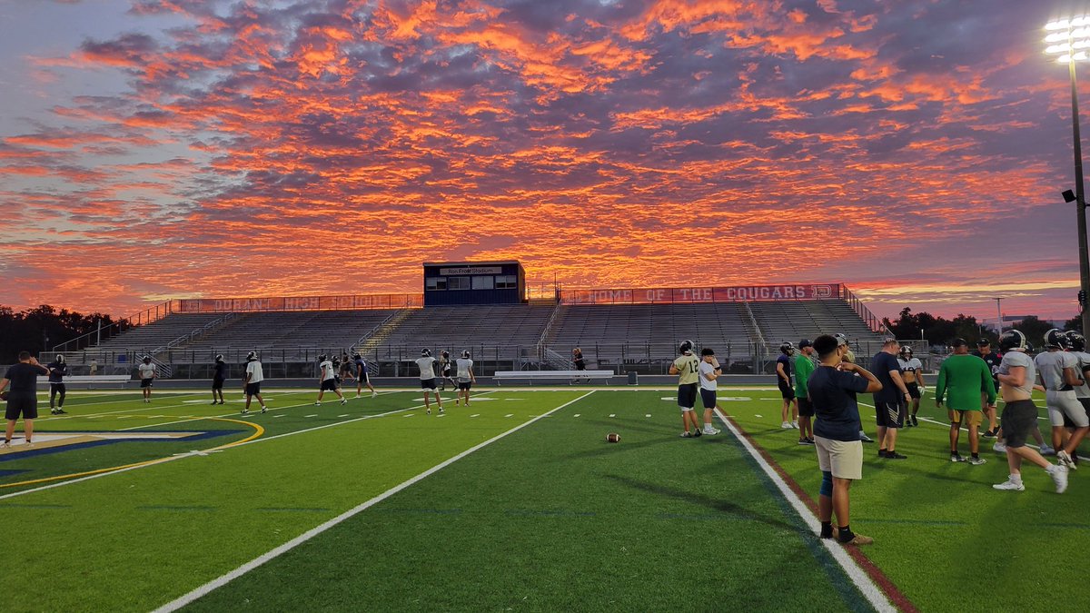 Beat the sun to the punch, and wipe the grin from it's face! Love our guys <a href="/DOORANTFOOTBALL/">Durant Football</a> #CougarsForever