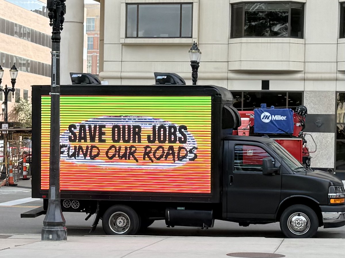 Thousands of hardworking construction workers filled the Capitol lawn in Lansing today with one clear message: Urging the Senate to stop holding up the budget and get on board with our bipartisan roads plan!

We passed a roads plan months ago.

Gov. Whitmer agrees we need to get