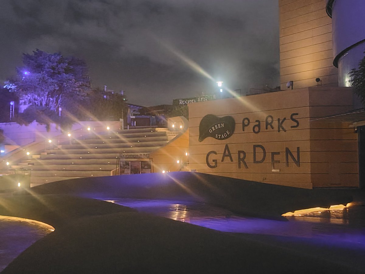 『シネマ・ズ・亀課外活動編』
なんばパークスシネマでリンダリンダリンダを観ました！実はパニック障害の影響で、大人になってから初めての映画館でした☺️お誕生日プレゼントまでいただけて幸せすぎる✨️

企画をしてくれた嶋仲さん、付き添ってくれたお友達に大感謝です🐢💞