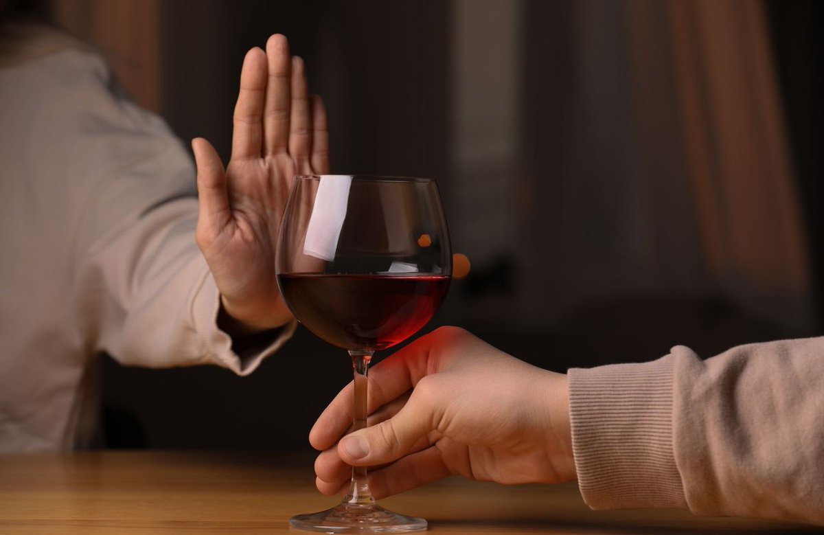 Enquête sur l’ampleur de la soumission chimique au travail : « Je bois le verre de mon directeur et je m’écroule » dlvr.it/TMrxBw