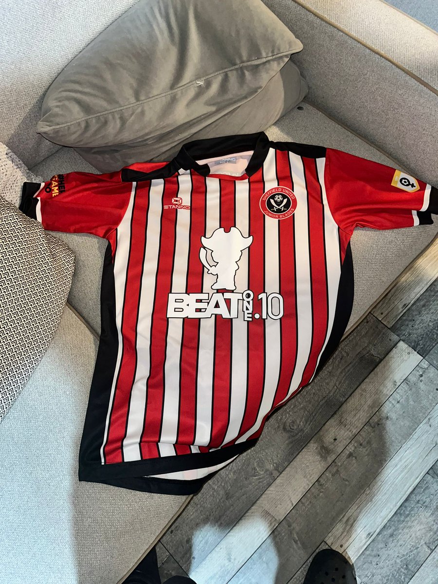 Relaunching the platform next week with some new content and a slight change of direction. But excited to say I'll be backing the Junior Blades sponsoring the home shirts for the next 2 seasons. The events and stuff I do goes back into grass roots where I can 👊🏾🤌🏾👀⚔️ #UTB