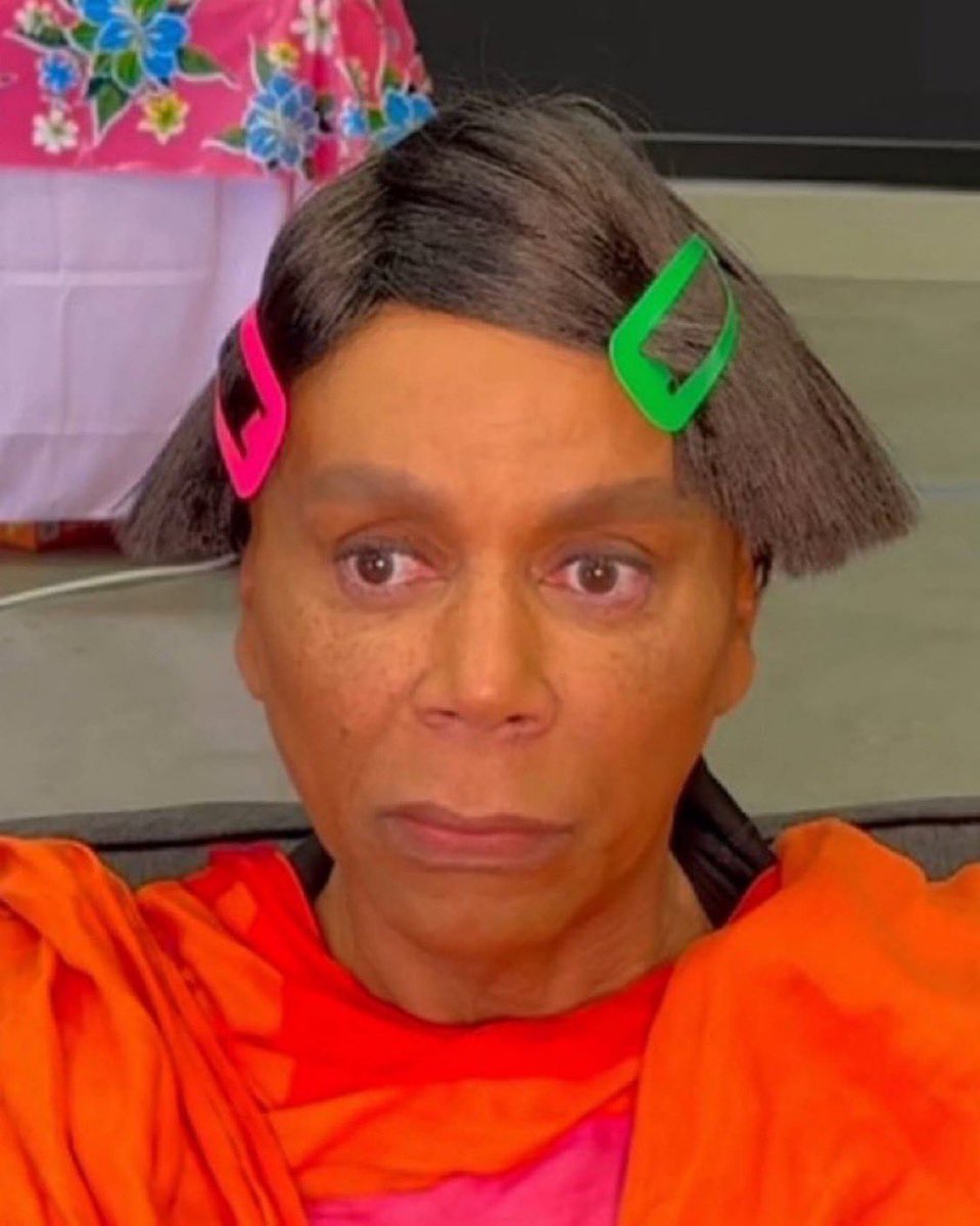 Um trem que me choca ainda é: a maior parte das pessoas gosta de famosas, e não de drags 👀

As Watch Party com participantes do programa esgotam super rápido, agora vai fazer só com locais…