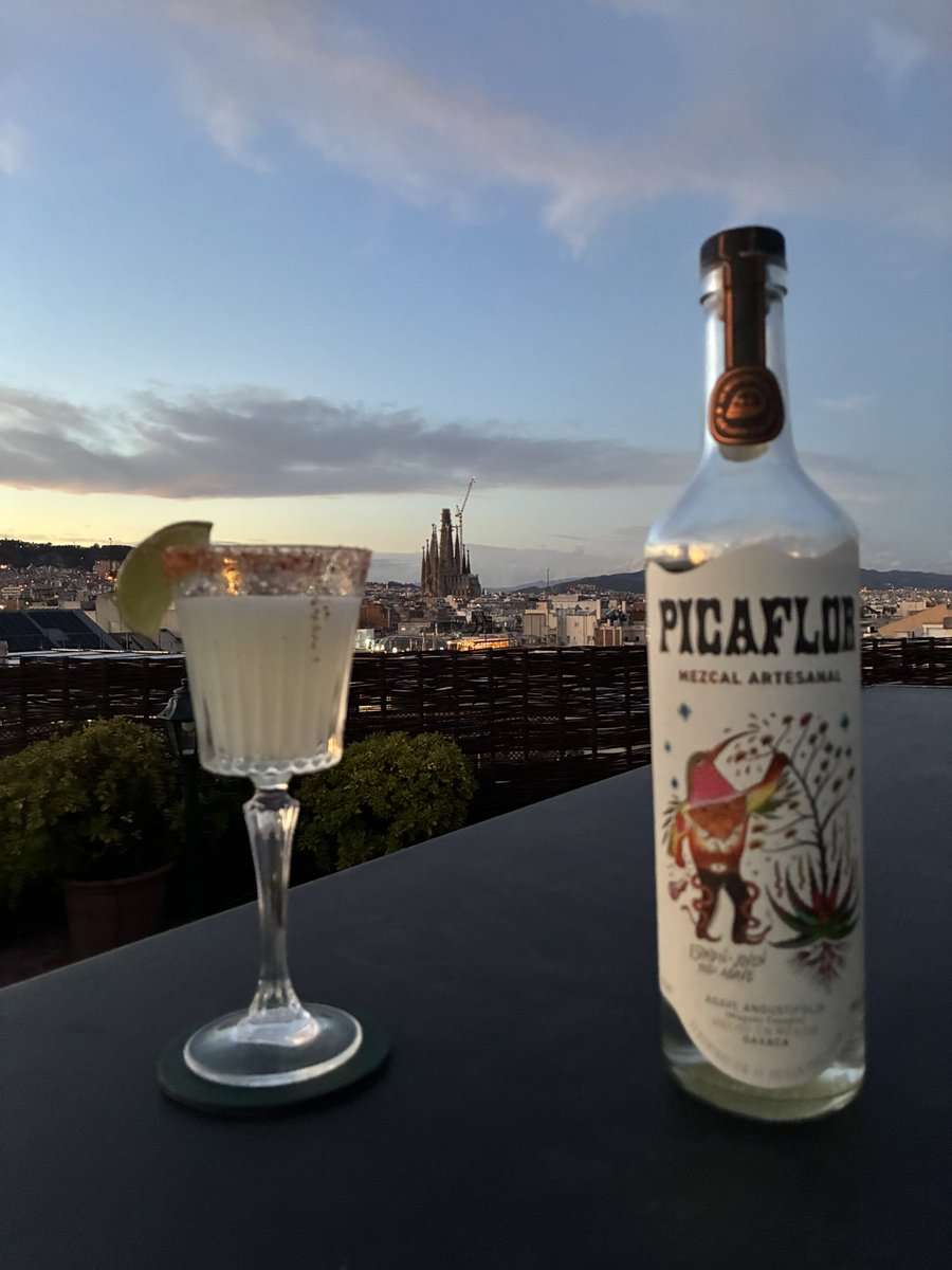 ENMEZCALARTE tweet media