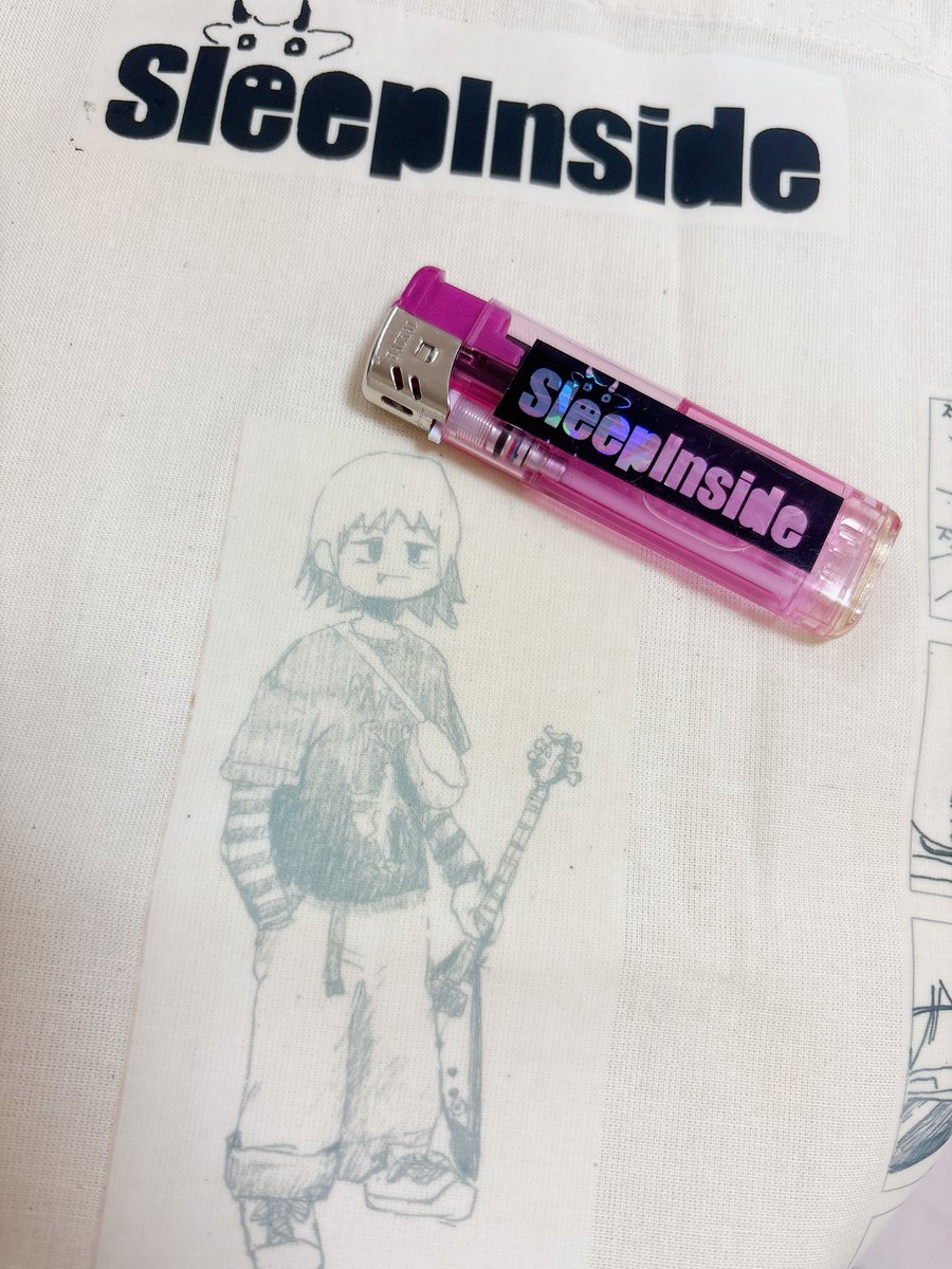 pilica__'s tweet image. トートバッグふたつも買ってしまった(3つめ)
ライターもげっと
素敵なグッズをありがとうございます❤️‍🔥
#sleepinside