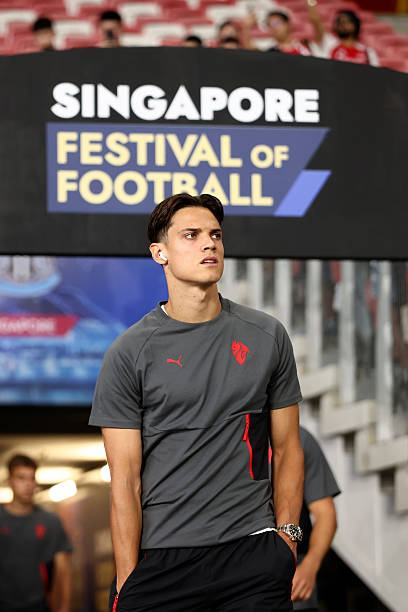 🗣️ صامويله ريتشي
حول ما يطلبه اليغري منه:

"هو يطلب منا نحن لاعبي الوسط أن نعرف كيف نفعل كل شيء. عليك أن تعرف كيف تدافع، وهذا هو الشيء الأول، ثم عليك أن تعرف كيف تهاجم جيدًا، كل واحد وفقًا لخصائصه. أشعر أنني قادر على القيام بالأمرين."