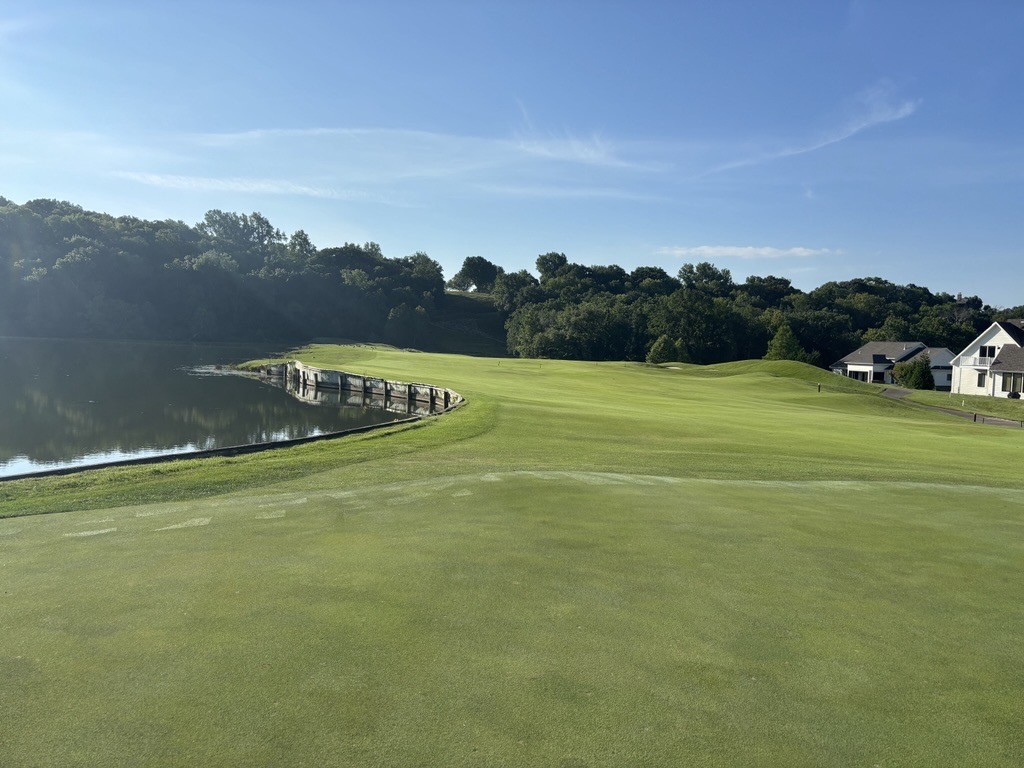 TheAndersonsPro's tweet photo. Check out this impressive course using Contec DG 18-9-18!
π The National Golf Club in Kansas City
#TheAndersonsPro #GolfCourseMaintenance #TurfCare #ContecDG #Golf #GolfLife https://t.co/Az1fASZr04