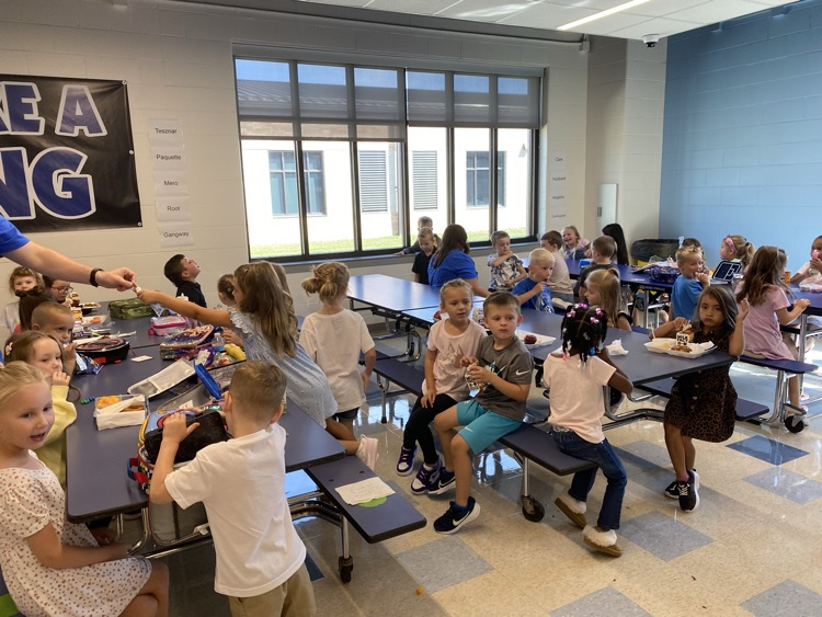 DundeeViking's tweet photo. Y5 &amp; K Lunch and Recess fun on day one https://t.co/2vr62sbaT8