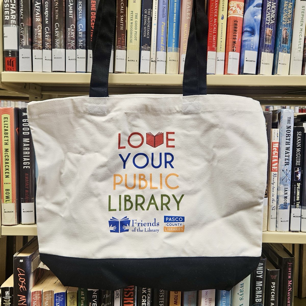 PascoLibraries's tweet image. 🌟📚 Celebrate #NationalLibraryCardSignUpMonth with September&apos;s Reading Quest! Log reading minutes and complete activities for a chance to win a library-themed tote bag. Sign up on the Beanstack app or visit bit.ly/PCLSBeanstack.