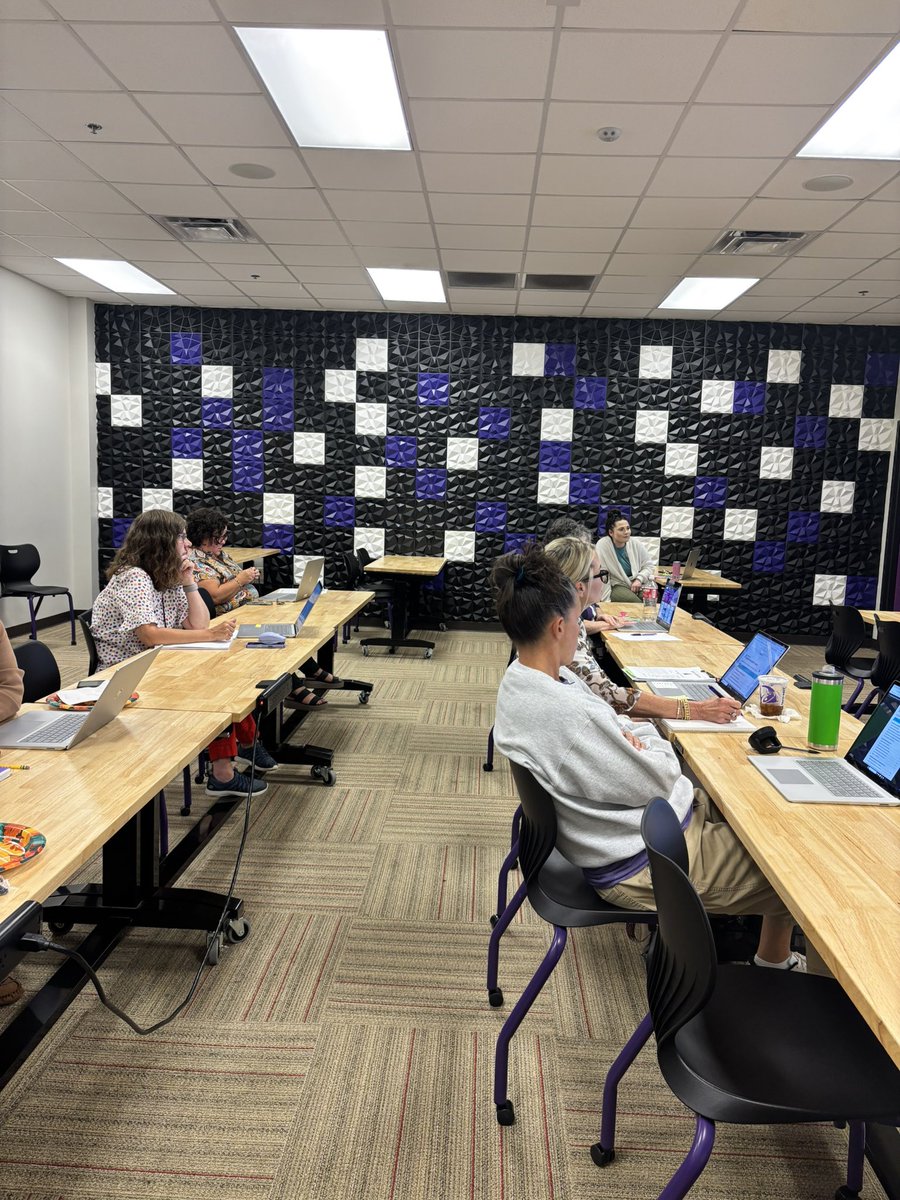 🚀 Asynchronous Learning Days = busy Rockets!
🍳 Senior Breakfast + TN Promise &amp; ACT sign-ups
🏆 Student of the Month celebrations
🌱 FFA meeting
👩‍🏫 Teacher support, collab &amp; PLCs 
<a href="/suptking/">Marlon D. King</a> <a href="/JMCSchools/">Jackson-Madison County Schools</a> <a href="/mbm_morris/">Michael Morris</a> <a href="/JASA_IC/">Carolyn Stephenson</a>