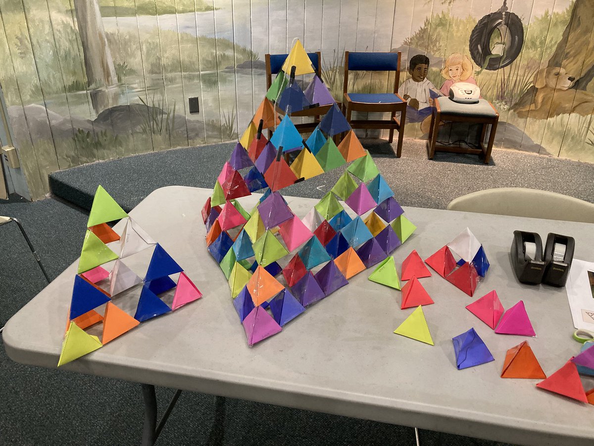 When’s have to figure out a math activity for the weekly STEAM program: FRACTALS!

Really any excuse to build Sierpiński Pyramids 🤣