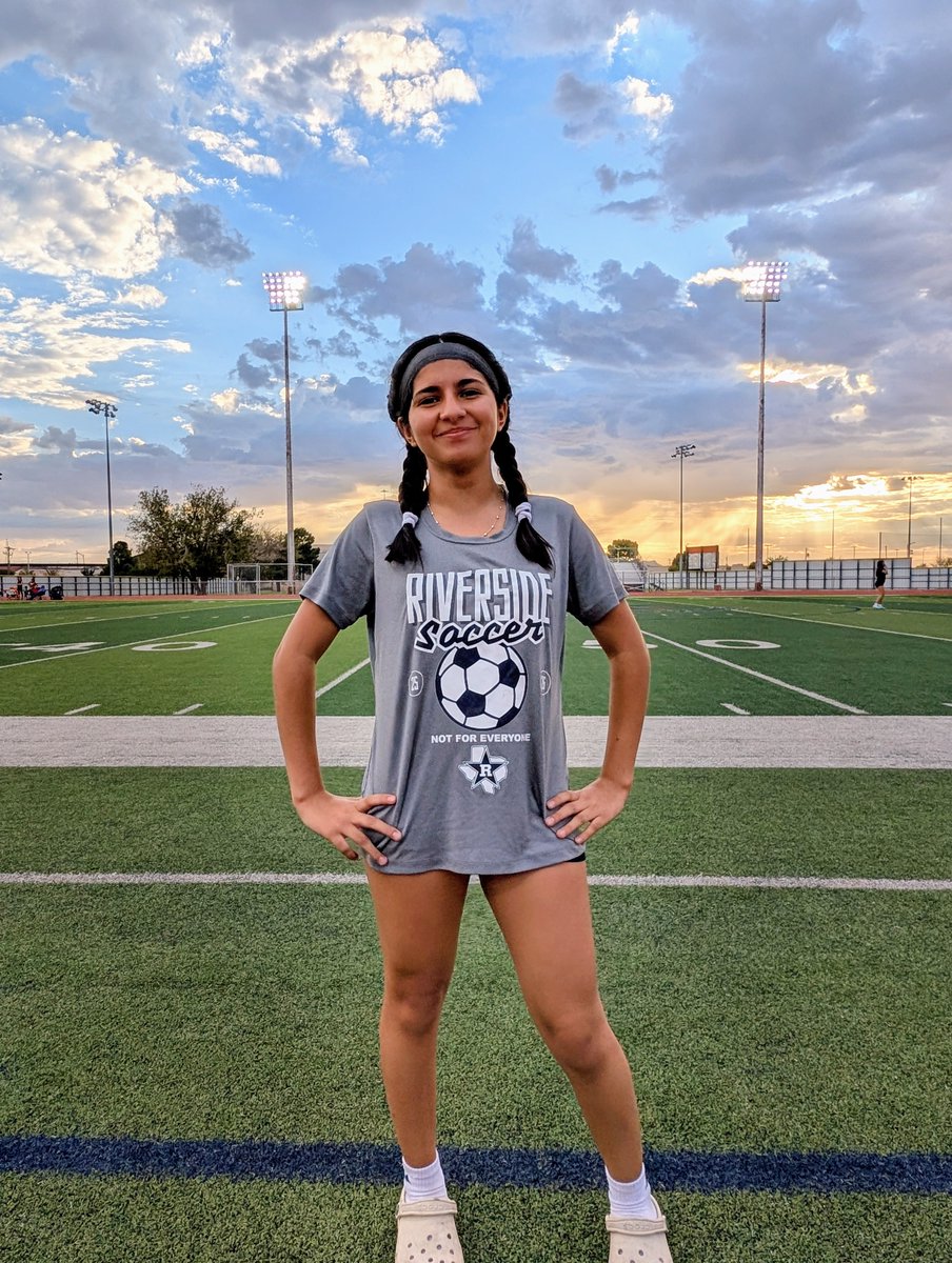 Great to see Luna from Riverside Middle representing our <a href="/RHS_GSoccer/">Riverside High School Girls Soccer</a> program with her shirt. Looking forward to having her at the school next year!

<a href="/Reza_RHS/">Reza</a> <a href="/GerardoANorieg1/">Gerardo A. Noriega</a> <a href="/Riverside_4ever/">Riverside_Rangers</a> <a href="/YISDAthletics1/">YISD Athletics</a>