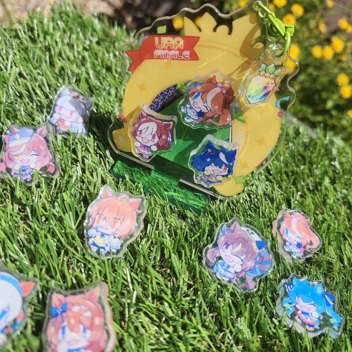 Uma Musume Acrylic Standee and pins are now available online!  #umamusume